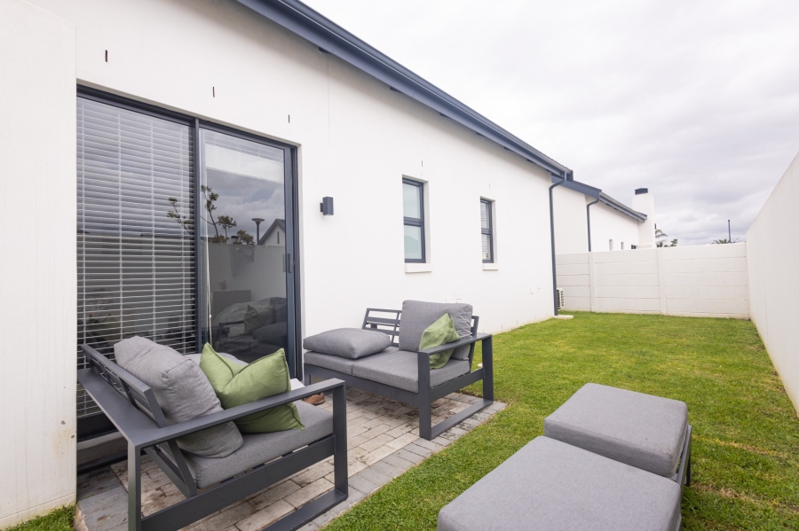 To Let 3 Bedroom Property for Rent in Le Coste Estate Western Cape